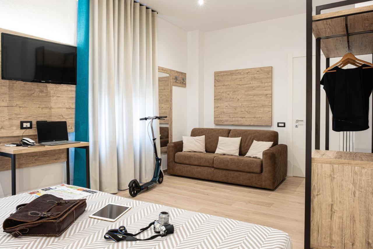 Cuneo Hotel ภายนอก รูปภาพ