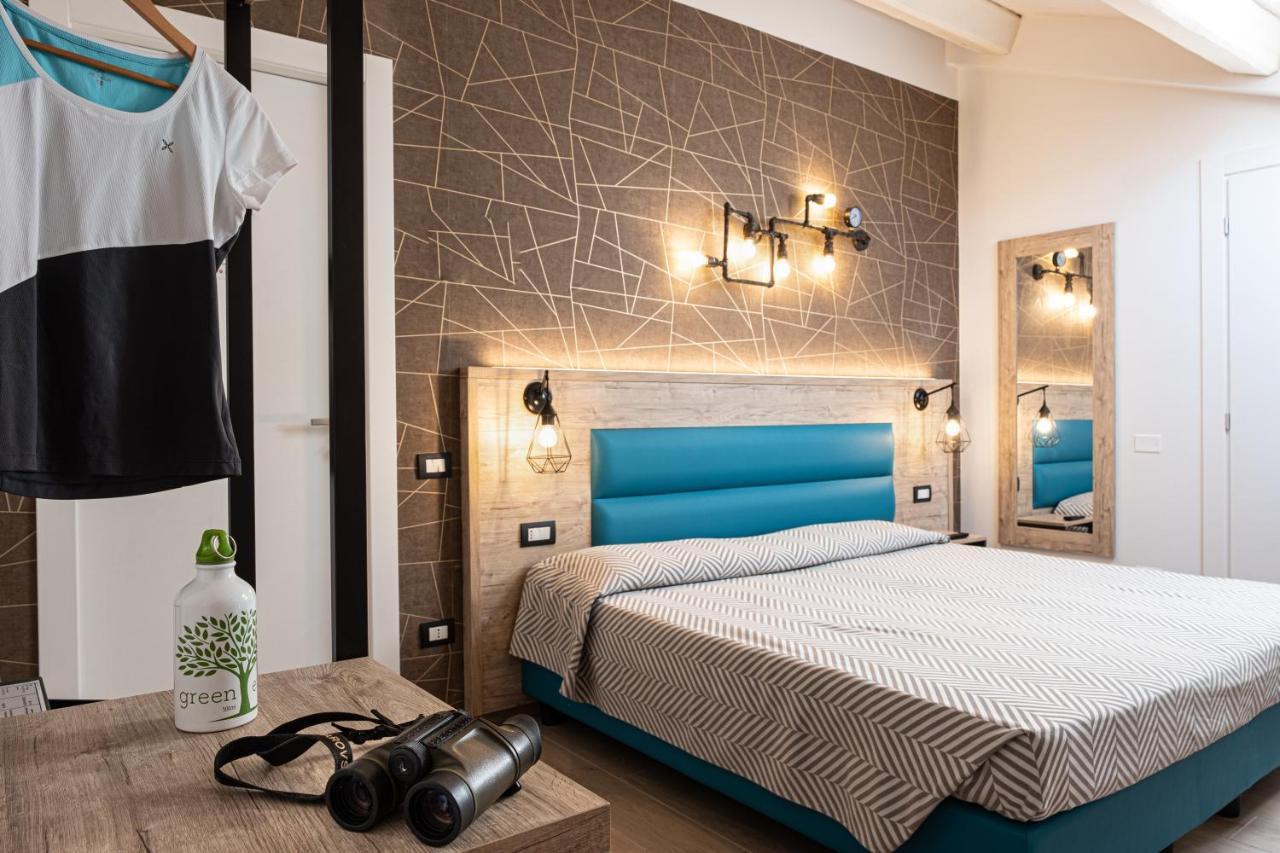 Cuneo Hotel ภายนอก รูปภาพ