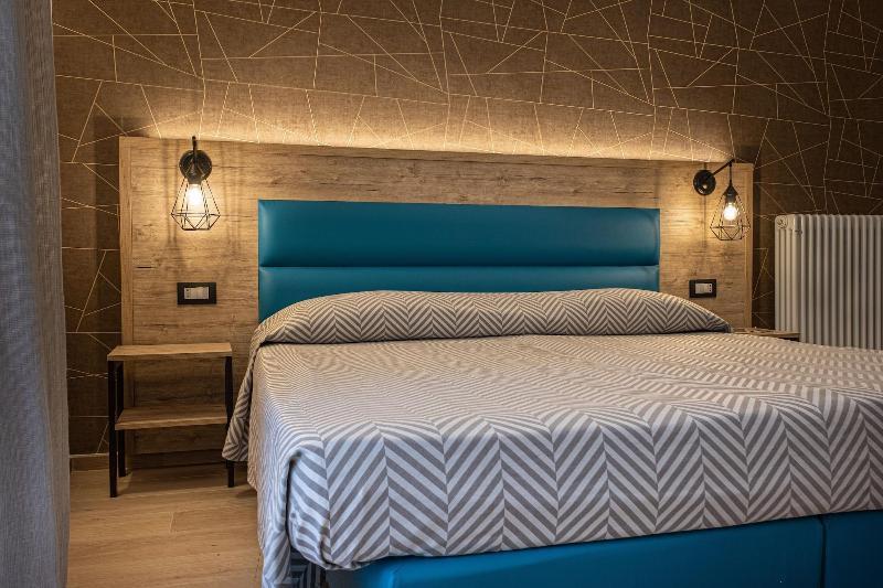 Cuneo Hotel ภายนอก รูปภาพ
