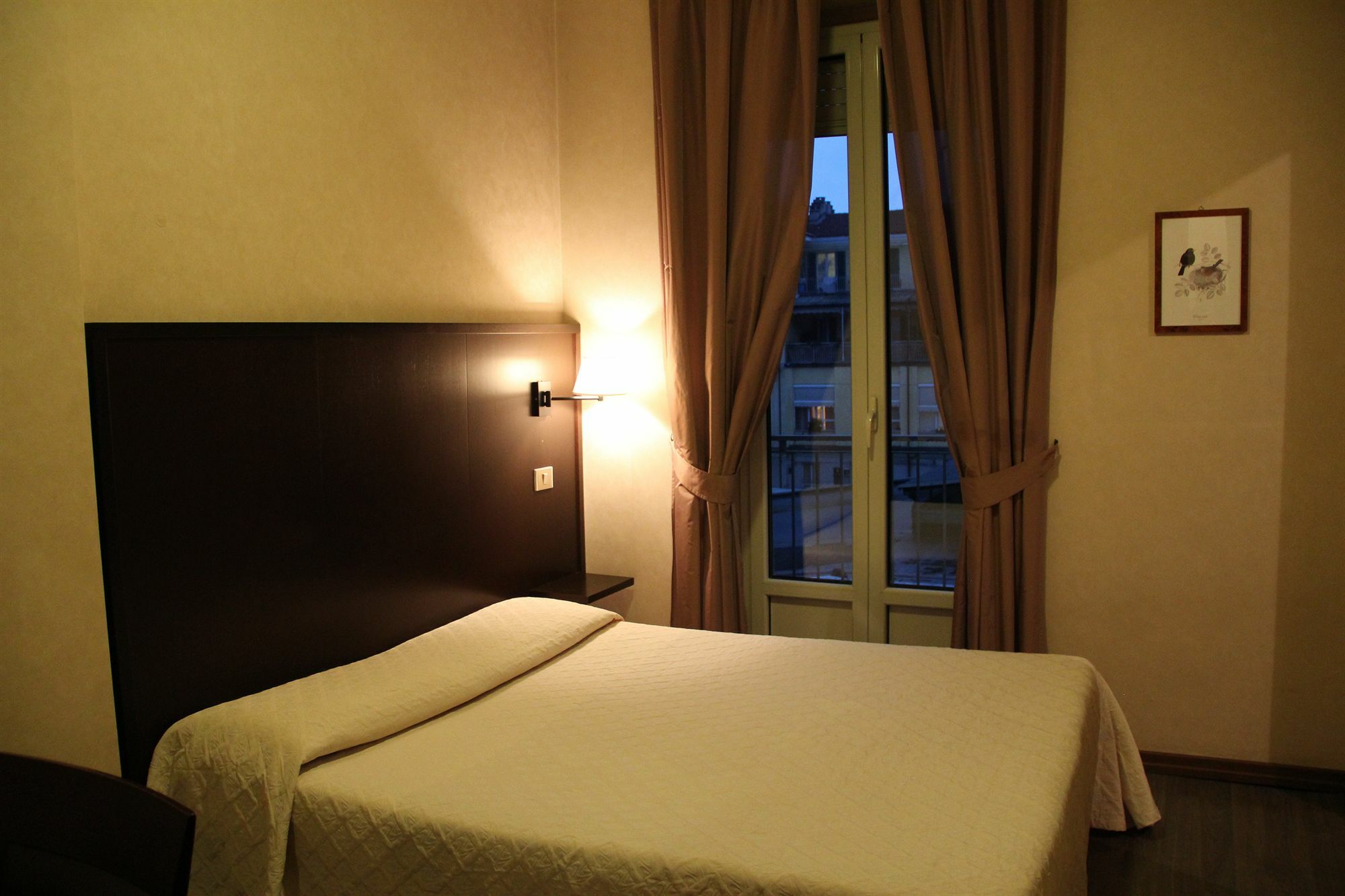Cuneo Hotel ภายนอก รูปภาพ