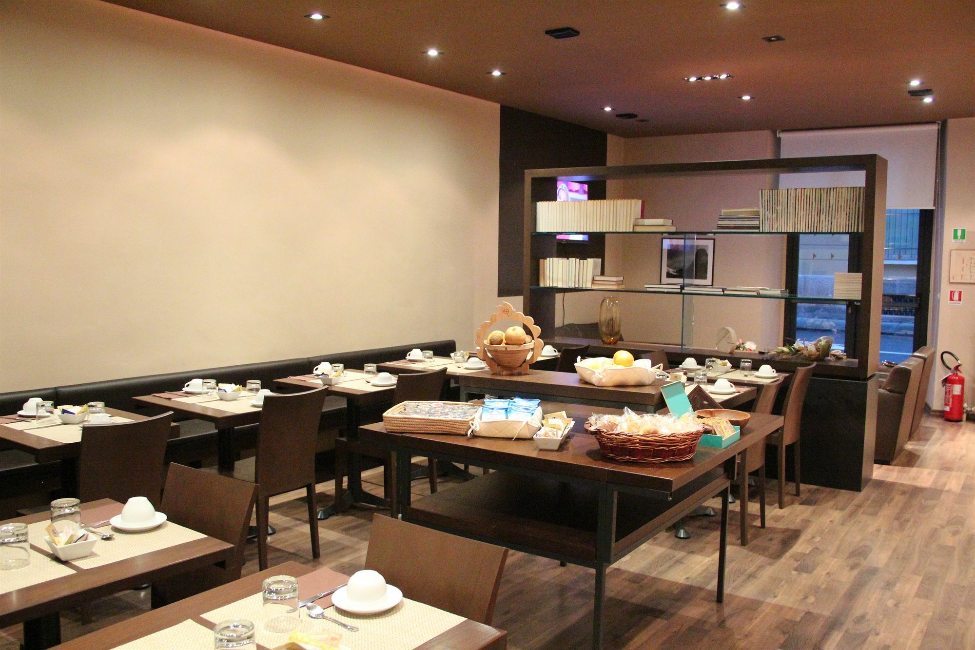 Cuneo Hotel ภายนอก รูปภาพ